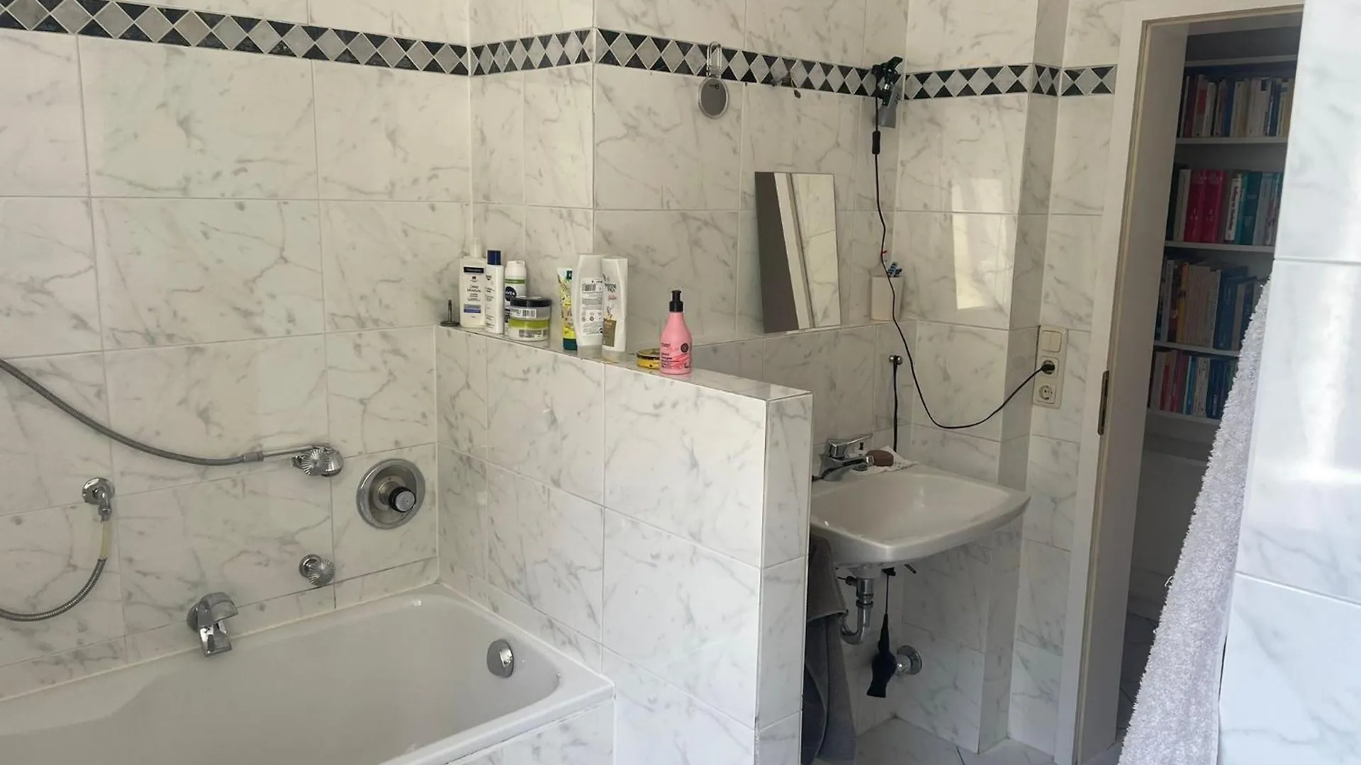 Lägenhet Grosse Wohnung In Der Isarvorstadt München Tyskland