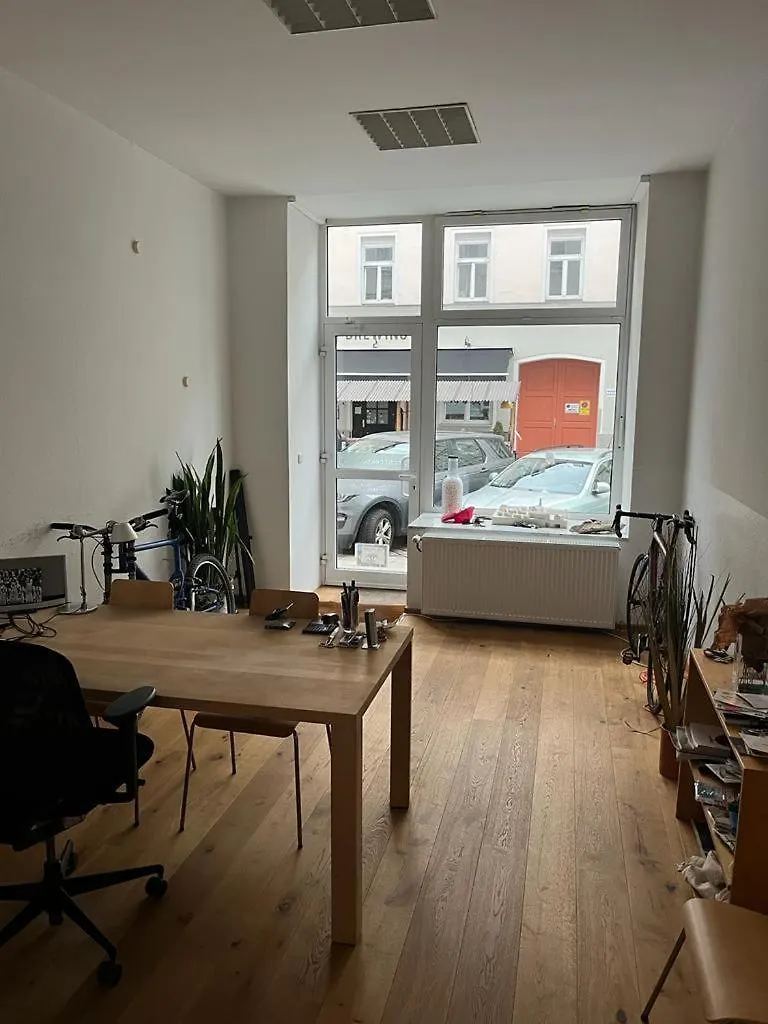 Grosse Wohnung In Der Isarvorstadt Munich Apartment