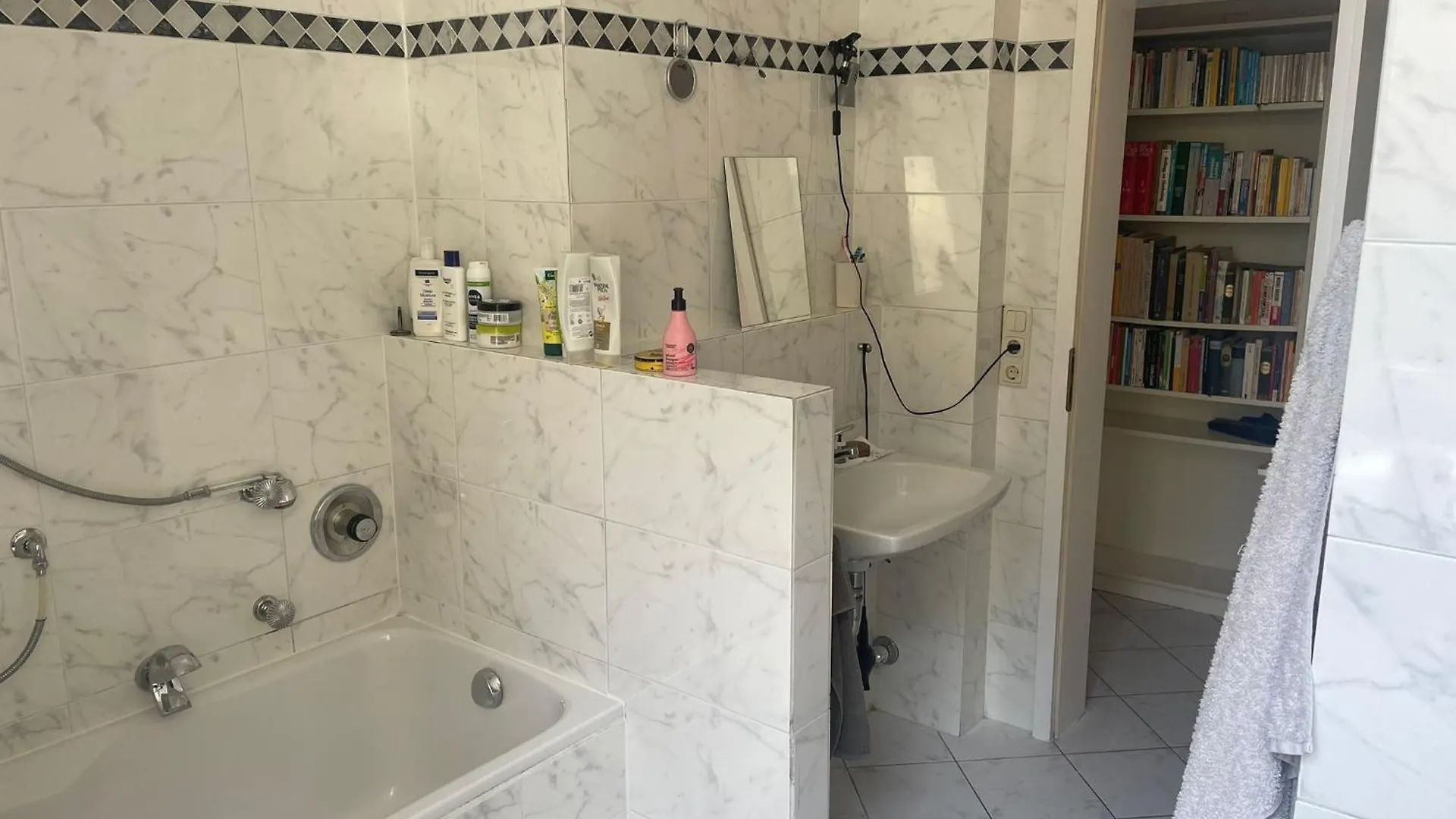 Grosse Wohnung In Der Isarvorstadt Munich